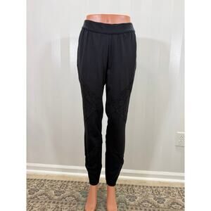 NWT LANE BRYANT Women’s Black Legging w/ Lace Detailing Sz 14/16